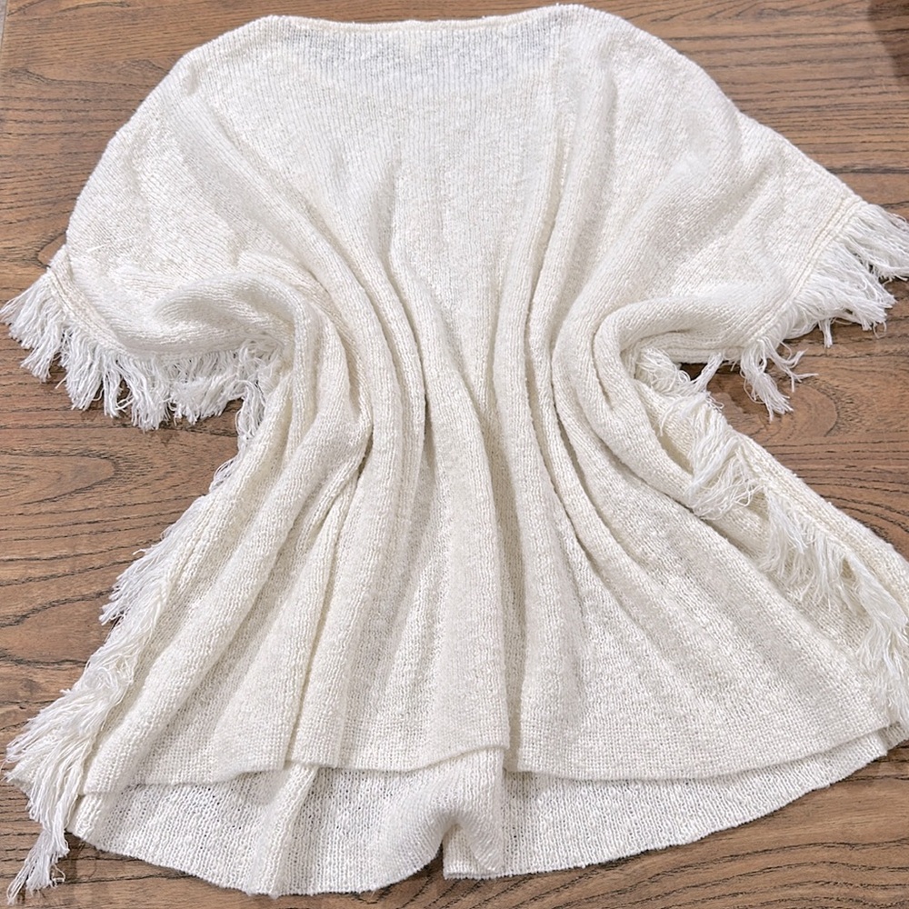 JOIE SOFT JOIE FRINGE OVERSIZED SWEATER SIZE SMALL CREAM WHITE
